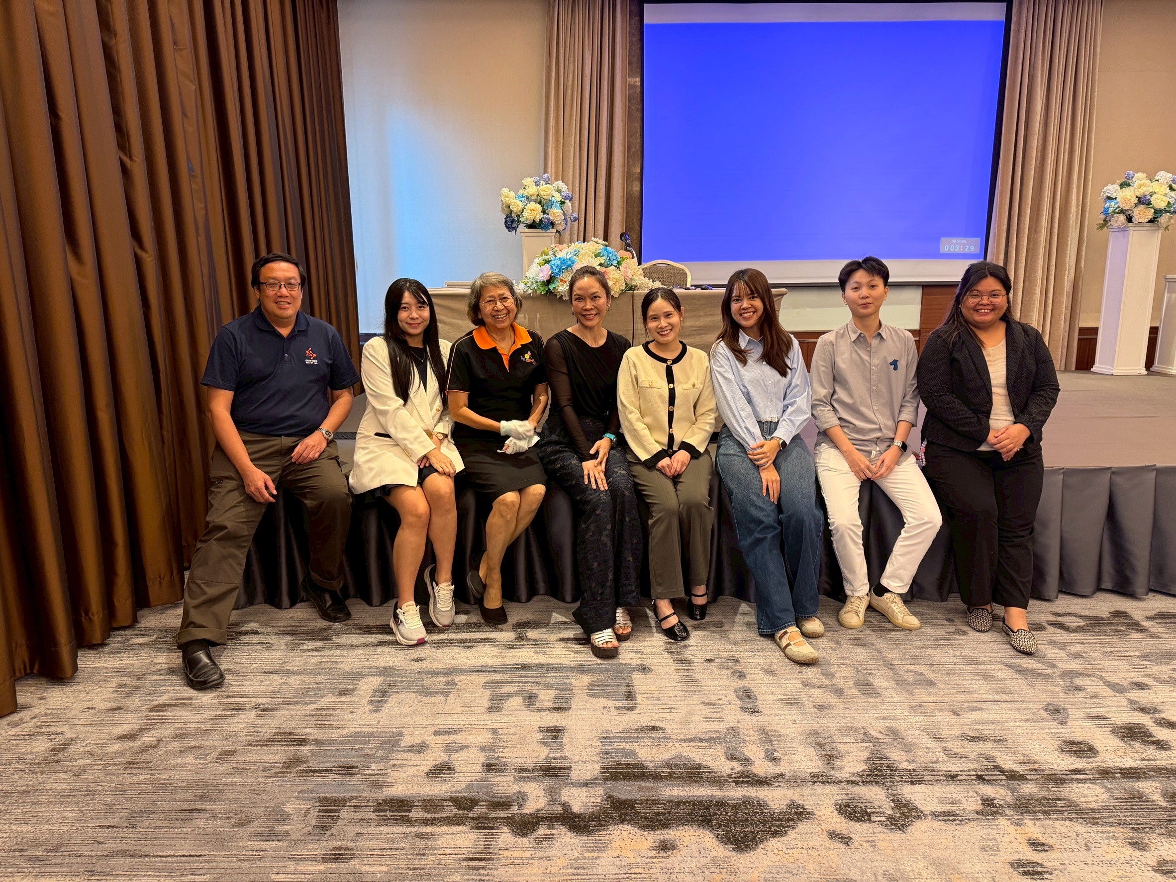 LINE_ALBUM_21725_250721_4